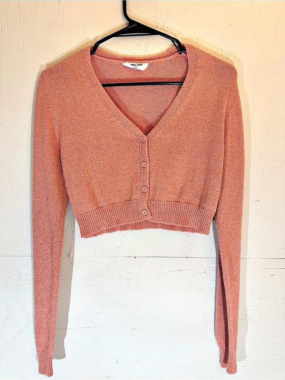 Double Zero Cropped Cardigan in Pink